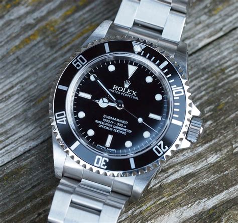 neupreis rolex submariner 14060m|rolex submariner 14060 vs 14060m.